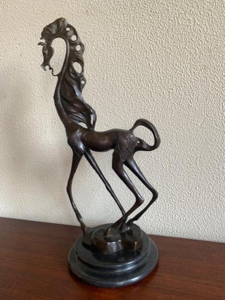 Bronzen Beeld Paard Salvador Dali Gesigneerd Surrealisme, Antiek en Kunst, Kunst | Beelden en Houtsnijwerken, Ophalen of Verzenden