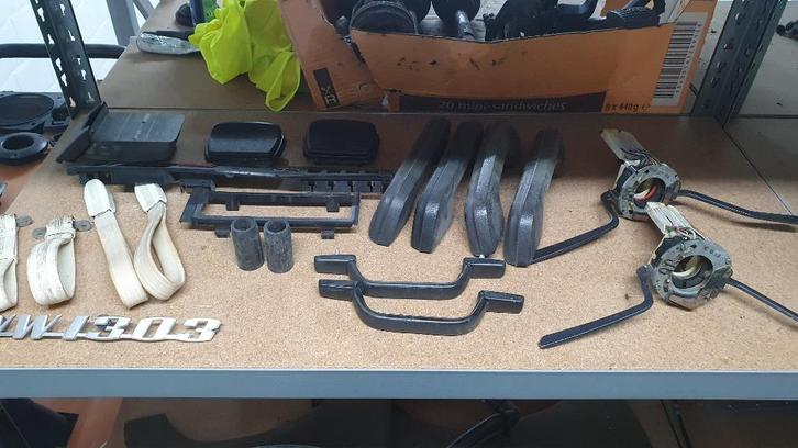 NIEUWE FOTO'S - VW Kever 1303 cabrio onderdelen, Auto-onderdelen, Overige Auto-onderdelen, Oldtimer onderdelen, Volkswagen, Ophalen