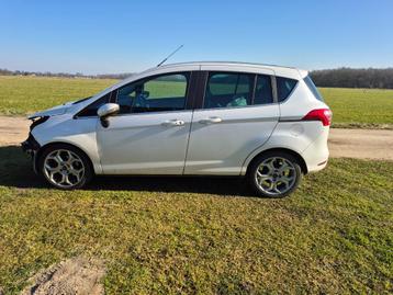 FORD B MAX TITANIUM VOLLE AUTO PLAATSCHADE, Boîte manuelle, Ford, Blanc, Essence