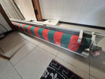  Te koop: Zonnescherm / Luifel – 5 meter breed 

Zonnescherm beschikbaar voor biedingen