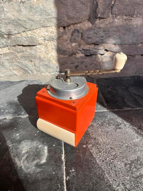 Art deco koffiemolen in hout, Antiek en Kunst, Antiek | Keukengerei, Ophalen of Verzenden