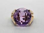 Gouden Vintage ring met edelsteen amethist. 2024/53., Handtassen en Accessoires, Ringen, 18 tot 19, Paars, Ophalen of Verzenden