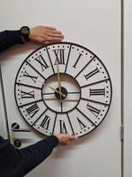 Grote houten wandklok, Huis en Inrichting, Ophalen, Zo goed als nieuw, Analoog, Wandklok