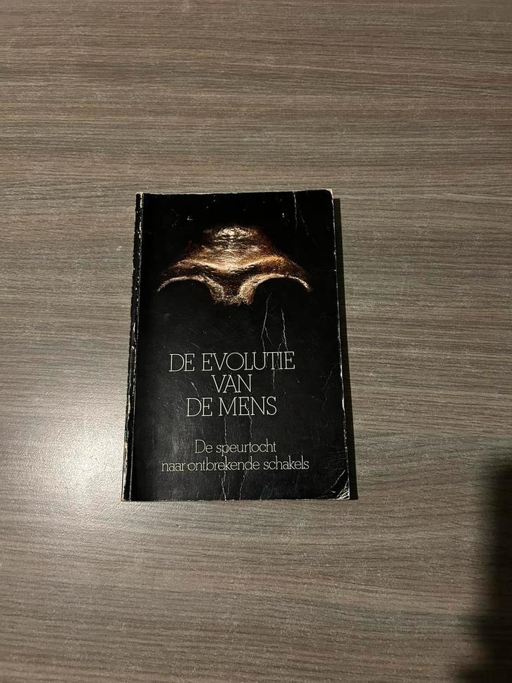 DOOR EVOLUTIE VAN DE MENS, Boeken, Kunst en Cultuur | Beeldend, Gelezen, Ophalen of Verzenden