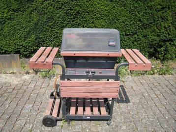 Barbecue op gas beschikbaar voor biedingen