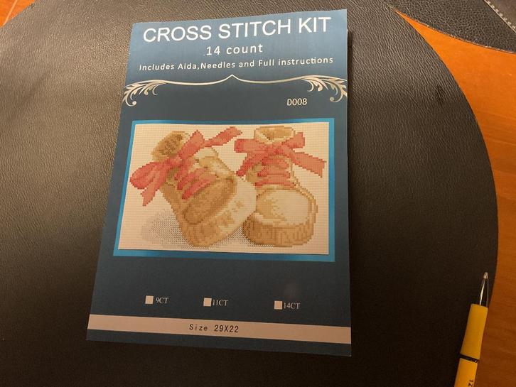 Setje om in kruisjessteekjes te naaien.  Lees beschrijving, Livres, Loisirs & Temps libre, Enlèvement ou Envoi