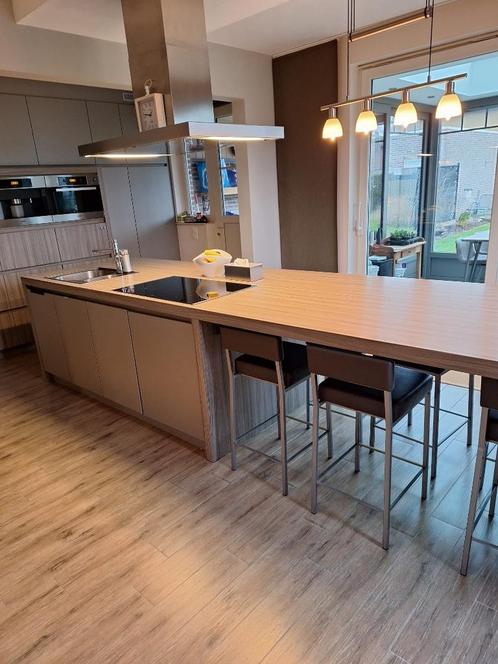 Keukeneiland, Huis en Inrichting, Keuken | Keukenelementen, Gebruikt, Minder dan 100 cm, 200 cm of meer, Beige, Grijs, Ophalen