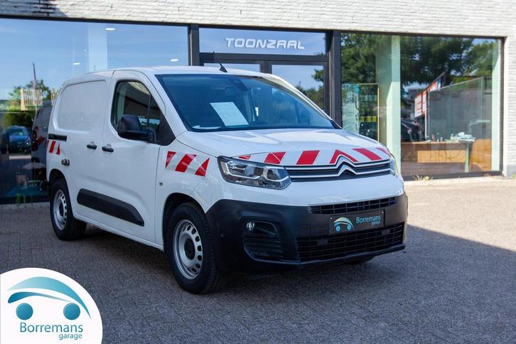 Citroen Berlingo 130 PK BENZINE AUTOMAAT/NAVI/CARPLAY/..., Auto's, Bestelwagens en Lichte vracht, Bedrijf, ABS, Airbags, Airconditioning