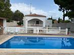 Spanje, villa te huur met zwembad nog beschikbaar van 15 tot, In bos, Dorp, 3 slaapkamers, 6 personen