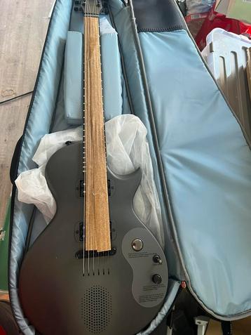 Enya Nova Go Sonic elektriche gitaar beschikbaar voor biedingen