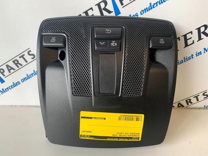 Binnenverlichting voor van een Mercedes CLA, Auto-onderdelen, Verlichting, Mercedes-Benz, Gebruikt, 3 maanden garantie, Ophalen of Verzenden