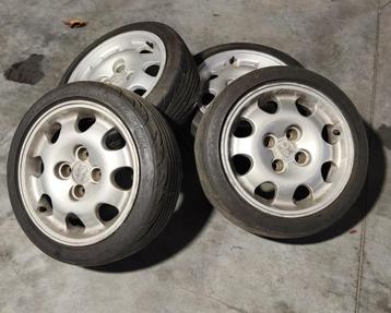 4 velgen met banden model 205 1.9 gti  beschikbaar voor biedingen