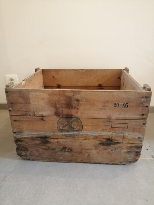 Ancienne caisse en bois vintage, Maison & Meubles, Accessoires pour la Maison | Coffres, Utilisé, Enlèvement