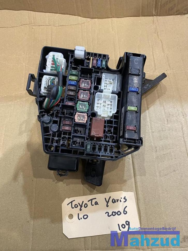 TOYOTA YARIS P9 1.0 Zekeringkast relais 8264147020, Auto-onderdelen, Elektronica en Kabels, Toyota, Gebruikt