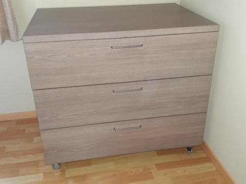 verzorgingstafel, Kinderen en Baby's, Kinderkamer | Commodes en Kasten, Zo goed als nieuw, Commode, Minder dan 90 cm, 75 tot 100 cm