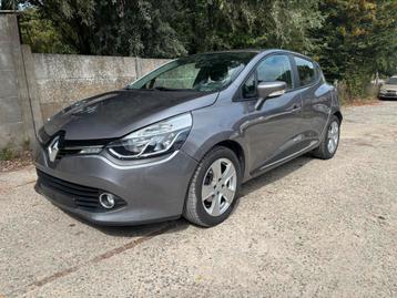 Renault Clio 1.2 essence 52.000km beschikbaar voor biedingen