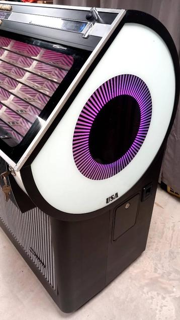 Jukebox seeburg  beschikbaar voor biedingen