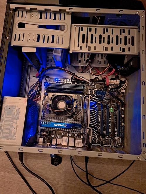 Pc kijk beschrijving, Computers en Software, Desktop Pc's, Gebruikt, Ophalen