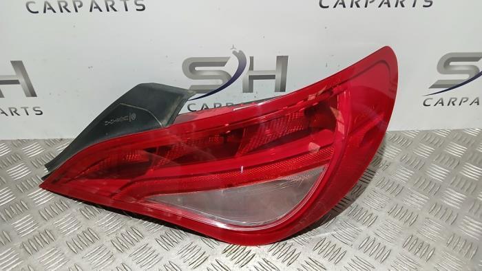 Achterlicht rechts van een Mercedes CLA, Auto-onderdelen, Verlichting, Mercedes-Benz, Gebruikt, 3 maanden garantie, Ophalen of Verzenden