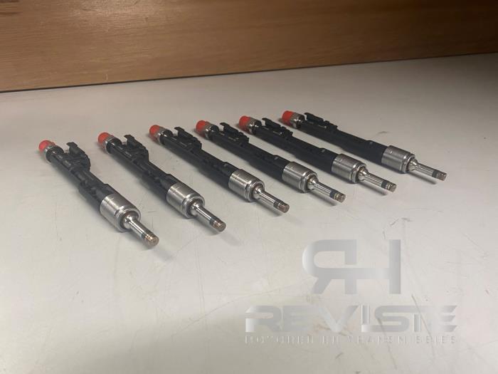 Injector (benzine injectie) van een BMW 5-Serie, Auto-onderdelen, Brandstofsystemen, BMW, Nieuw, 12 maanden garantie, Ophalen of Verzenden