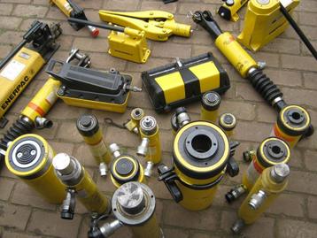 hydraulische  gereedschappen  beschikbaar voor biedingen
