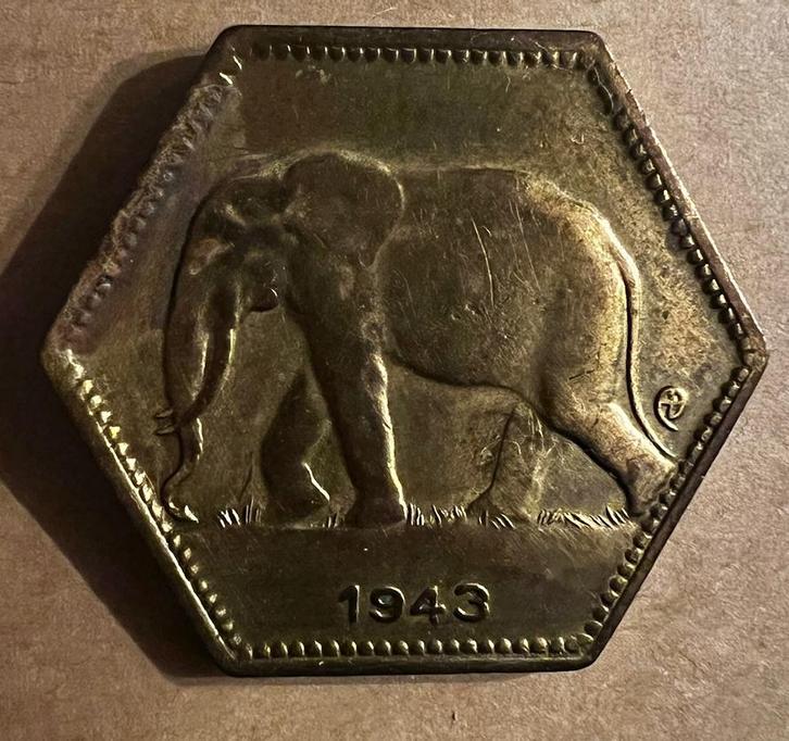 Belgisch Congo 2 frank uit 1943., Postzegels en Munten, Munten | België, Ophalen of Verzenden