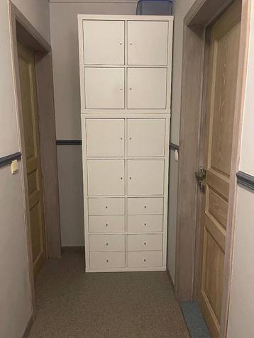 KALLAX KAST VAN IKEA beschikbaar voor biedingen
