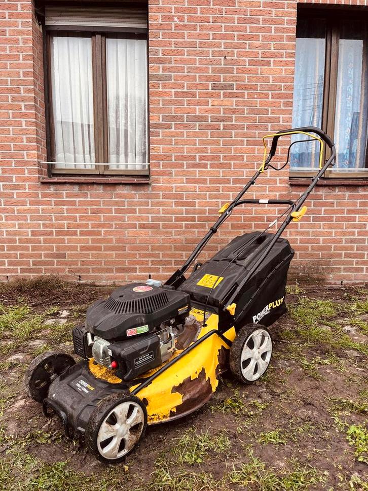 Grasmaaier zelftrekkend POWERPLUS POWXG60250, Tuin en Terras, Grasmaaiers, Gebruikt, Benzine-grasmaaier, 50 cm of meer, Cirkelmaaier