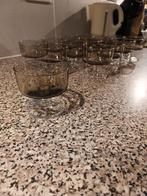 15 retro cocktailglaasjes op voet, Verzamelen, Glas en Drinkglazen, Ophalen, Zo goed als nieuw