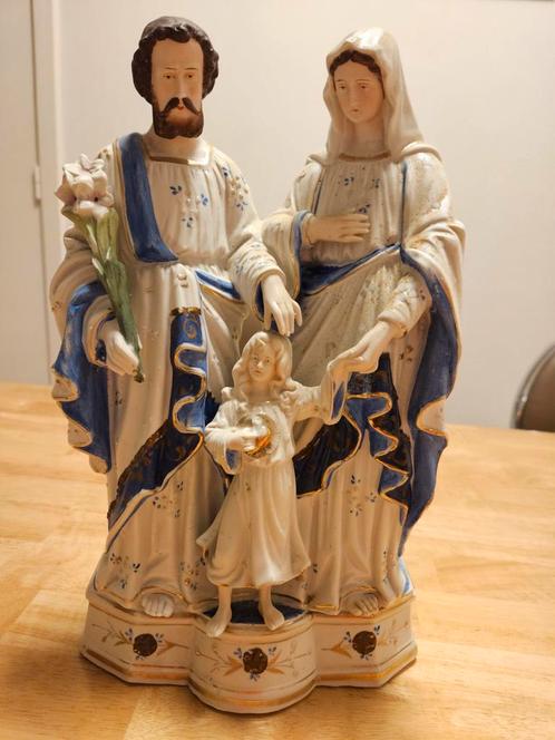Porselein religieus Heilige Familie groepsbeeld., Antiek en Kunst, Antiek | Religieuze voorwerpen, Ophalen of Verzenden