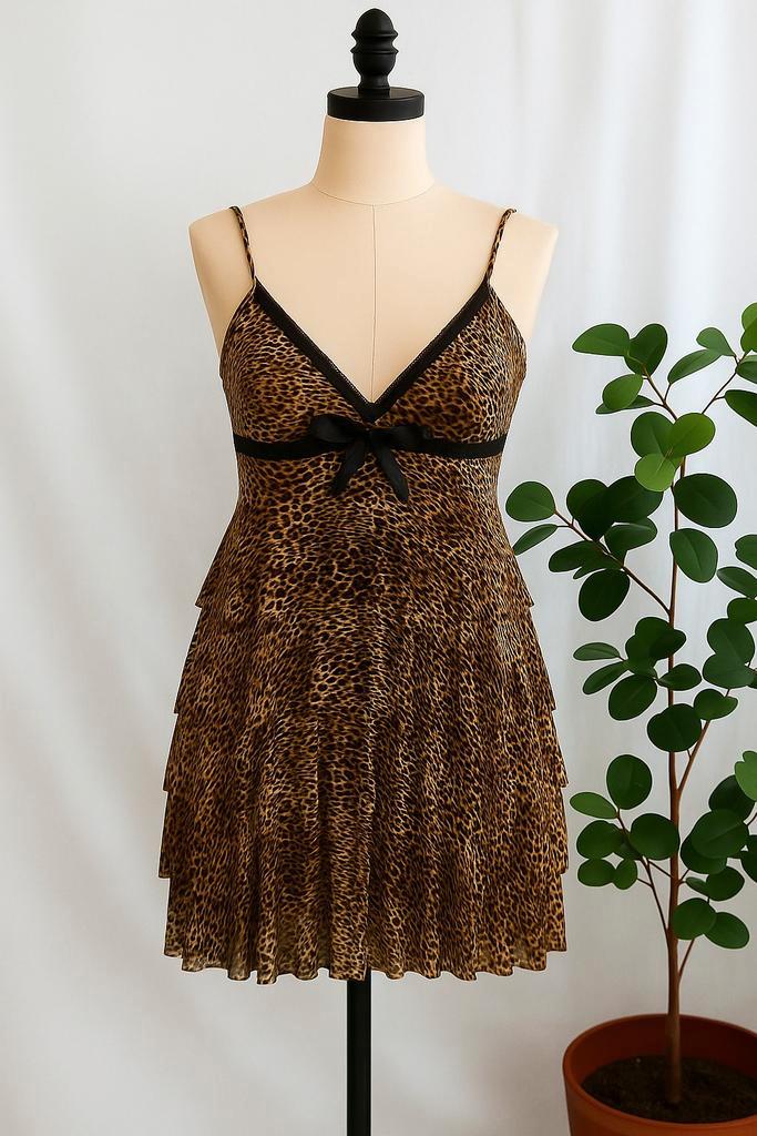 Robe brune (motif léopard) - taille unique, Kleding | Dames, Jurken, Nieuw, Bruin, Ophalen of Verzenden