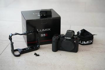 Lumix S5II + Smallrig cage beschikbaar voor biedingen