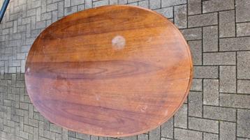 Salontafel  beschikbaar voor biedingen