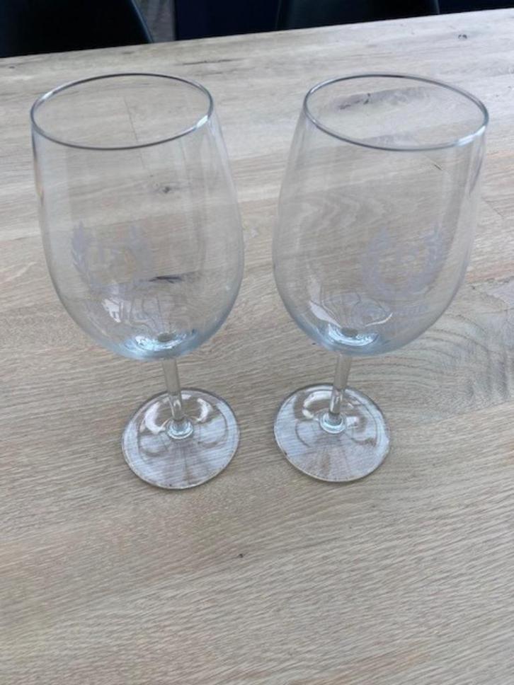 2 mooie Wijnglazen - Wijnhuis Nicolaus – Nieuw!, Verzamelen, Wijnen, Nieuw, Ophalen of Verzenden