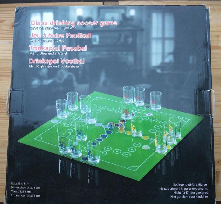 Drinkspel Voetbal, Hobby en Vrije tijd, Gezelschapsspellen | Bordspellen, Nieuw, Een of twee spelers, Drie of vier spelers, Ophalen of Verzenden