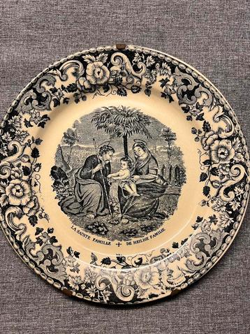 Antiek bord beschikbaar voor biedingen