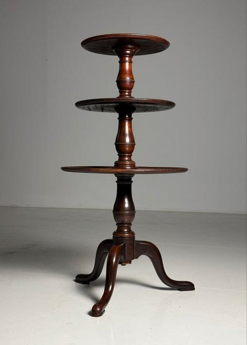 Engelse Etagère mahonie Engels antiek 19e eeuw, Antiek en Kunst, Antiek | Meubels | Tafels, Ophalen