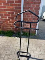 Kleding butler, Ophalen, Zo goed als nieuw