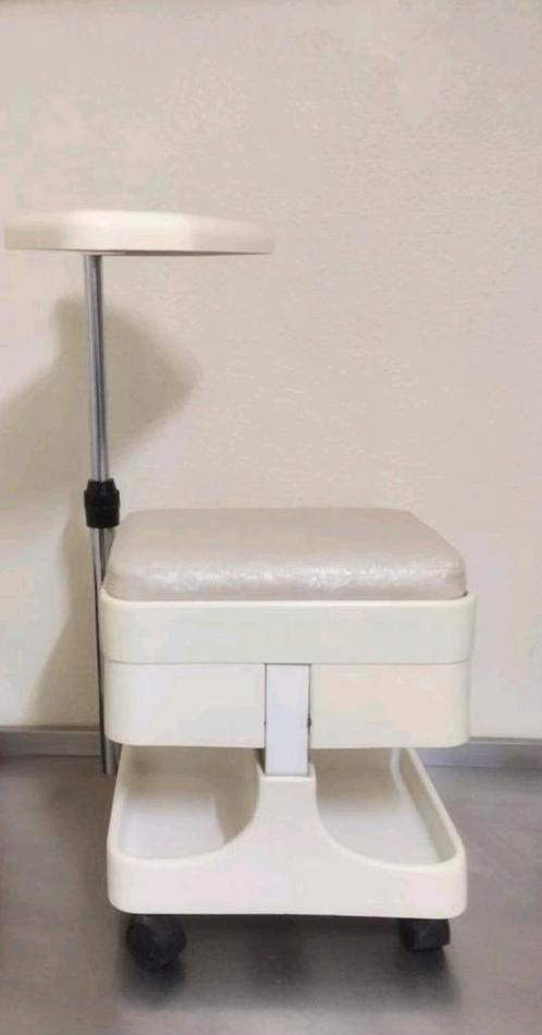 💅 Zie zeldzame decoratie zitkruk op wielen crème, Huis en Inrichting, Woonaccessoires | Overige, Gebruikt, Ophalen