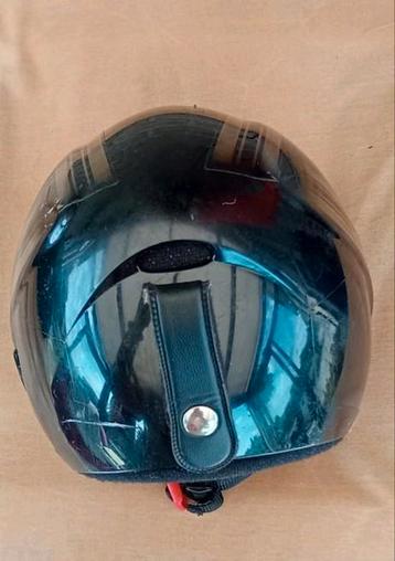 Helm beschikbaar voor biedingen