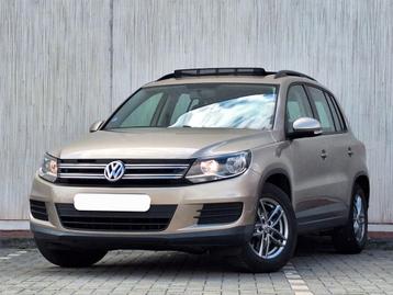 Vw Tiguan 1.4 TSI BLUEMOTION/AUTOMATISCHE VERSNELLING/1 jaar beschikbaar voor biedingen