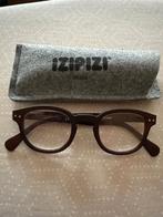 Leesbril IZIPIZI (+1,5), Enlèvement ou Envoi, Comme neuf, Lunettes de lecture