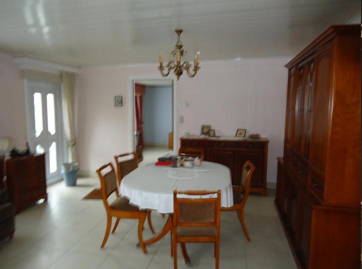 kerselaren eetplaats in perfecte staat, Huis en Inrichting, Complete eetkamers, Zo goed als nieuw, 4 tot 6 stoelen, Ophalen