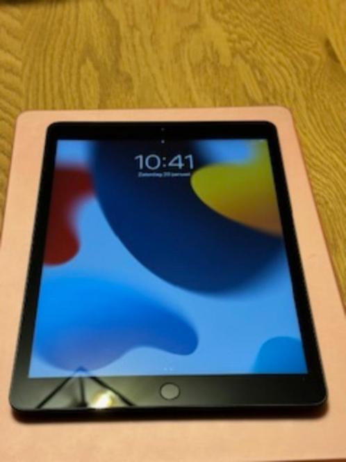 Apple iPad Air 32gb, Informatique & Logiciels, Apple iPad Tablettes, Comme neuf, Apple iPad, Wi-Fi, 10 pouces, 32 GB, Gris, Enlèvement ou Envoi