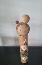 Mooie kokeshi in de stijl van Ishida Waichi, Antiek en Kunst, Verzenden