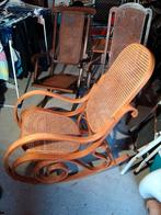 Leuke oude stoelen,  1 schommelstoel en 2 klap-dekstoelen, Ophalen