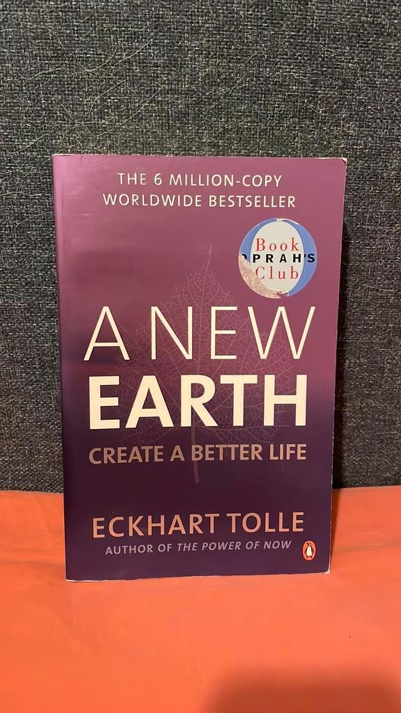 Eckhart tolle new earth, Boeken, Esoterie en Spiritualiteit, Gelezen, Instructieboek, Spiritualiteit algemeen, Ophalen