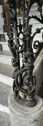 Marmeren trap met ijzeren antiek trapleuning (zelfafbraak), Antiek en Kunst, Antiek | Overige Antiek, Ophalen