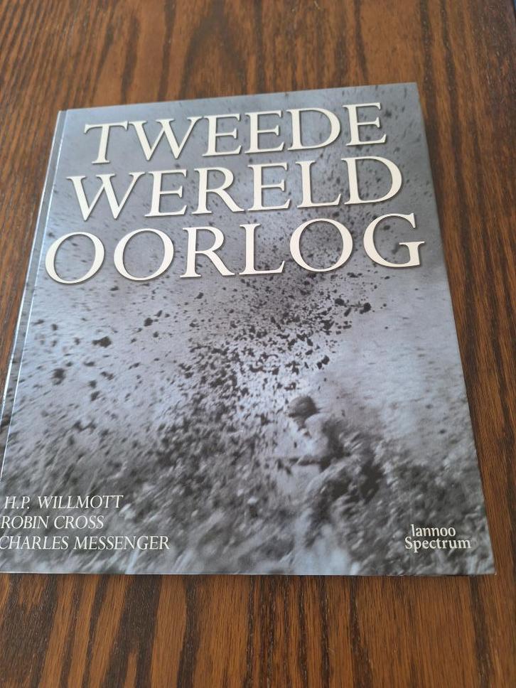 TWEEDE WERELDOORLOG: H.P.Willmott etc ..., Boeken, Oorlog en Militair, Zo goed als nieuw, Algemeen, Tweede Wereldoorlog, Ophalen of Verzenden