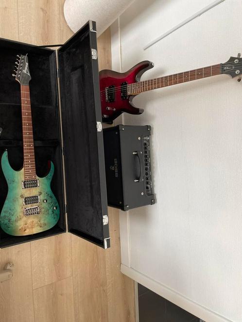 Volledige gitaarset schecter of ibanez, versterker en koffer, Muziek en Instrumenten, Snaarinstrumenten | Gitaren | Bas, Zo goed als nieuw